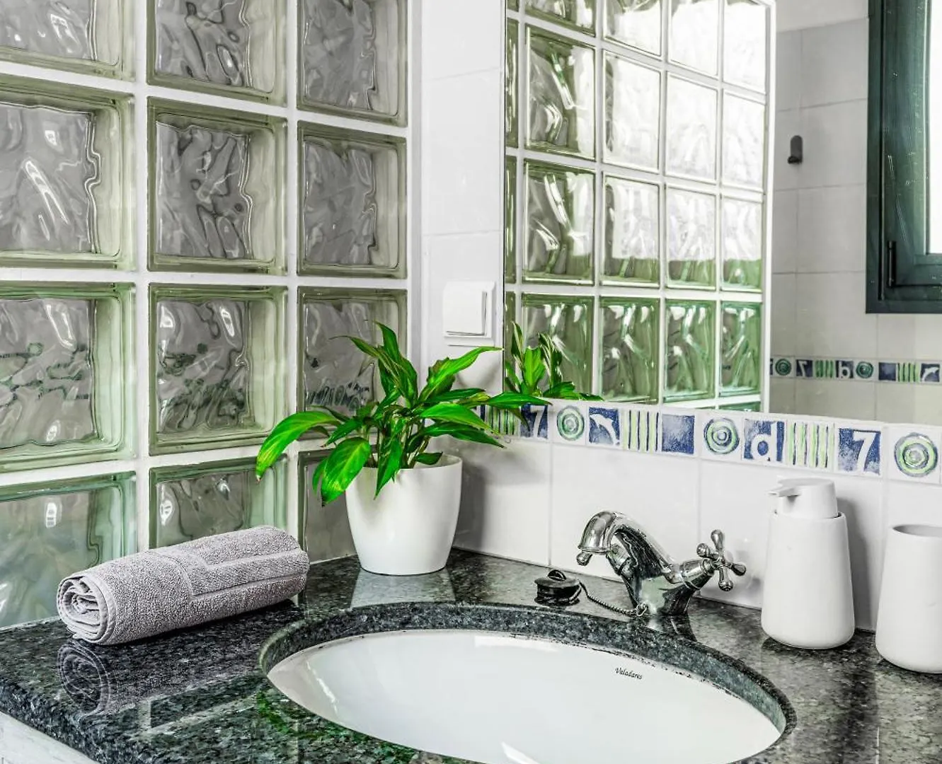 Meerblick - 3-Bett Villa Mit Terrassen & Hot-Tub Faja da Ovelha