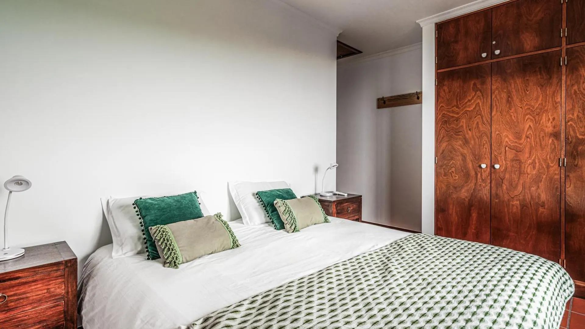 Meerblick - 3-Bett Villa Mit Terrassen & Hot-Tub Faja da Ovelha 0*,  Portugal