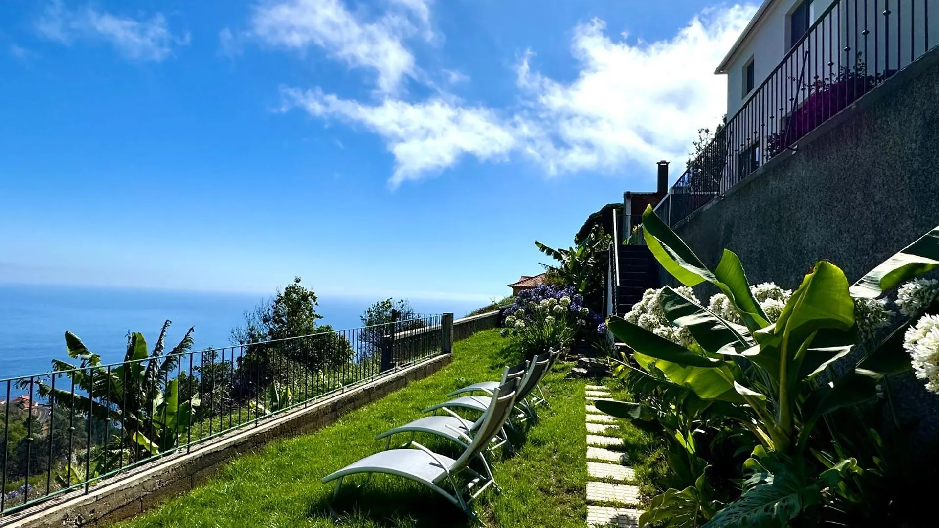 Meerblick - 3-Bett Villa Mit Terrassen & Hot-Tub Faja da Ovelha 0*,  Portugal